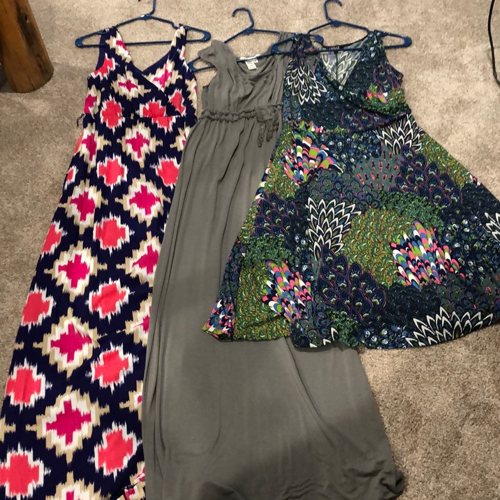 Lot of 3 Dresses - 2 maxi and 1 below the knee.